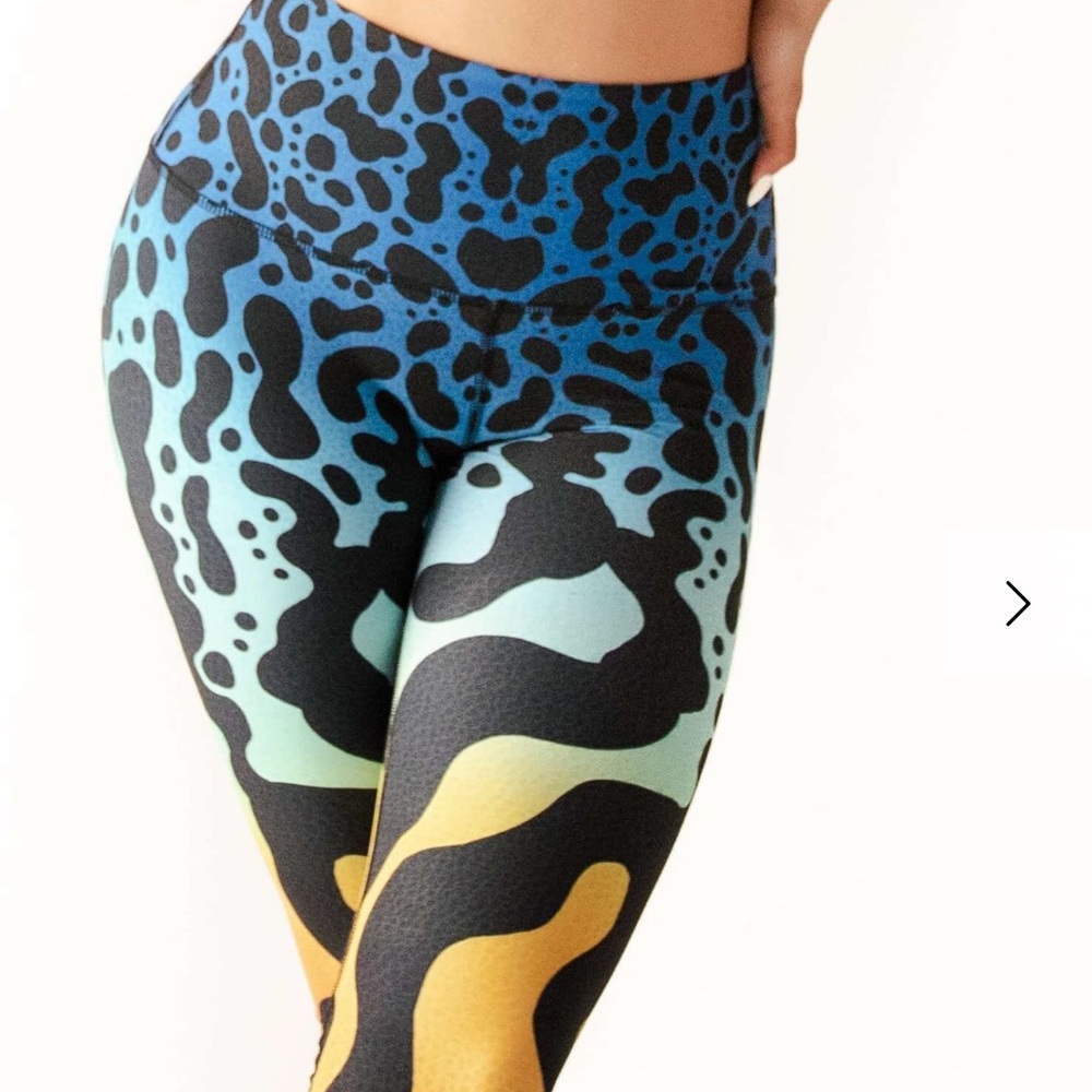 Colorful Leopard Print Leggings! NWOT